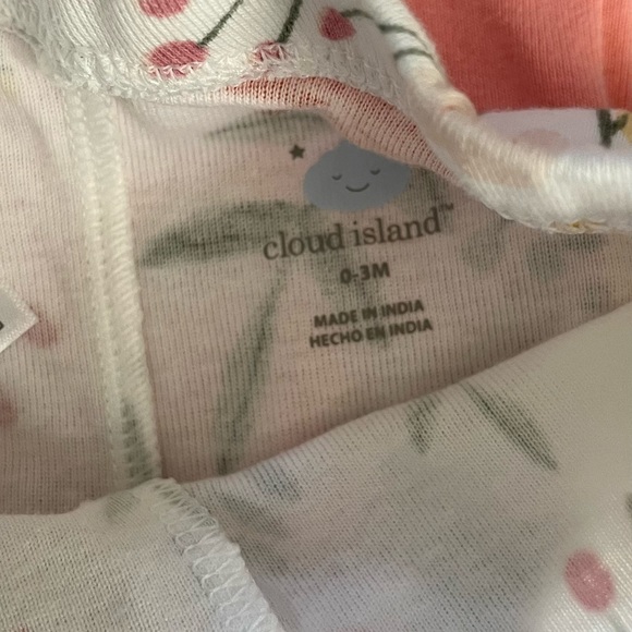 Baby Onesie Lot - Picture 5 of 6